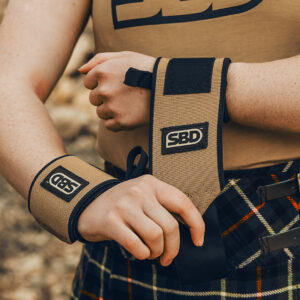 Bandes de poignets SBD beige pour musculation, powerlifting, strongman, streetlifting et crossfit